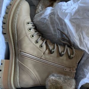Steve Madden Keystone Boots